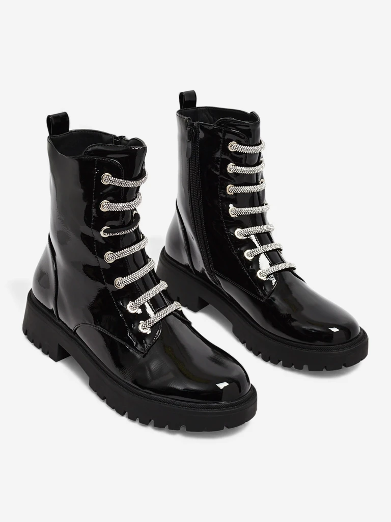 Лакирани дамски боти с връзки Velmini