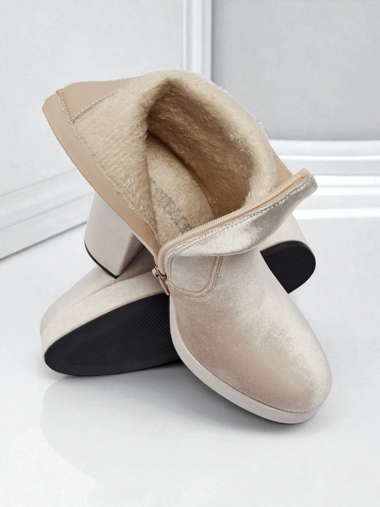 Дамски боти на ток, имитация на велур, Miss