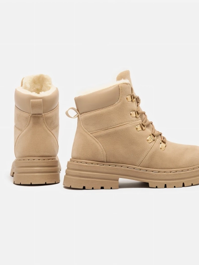 Royalfashion Светлокафяви дамски трапери Develier