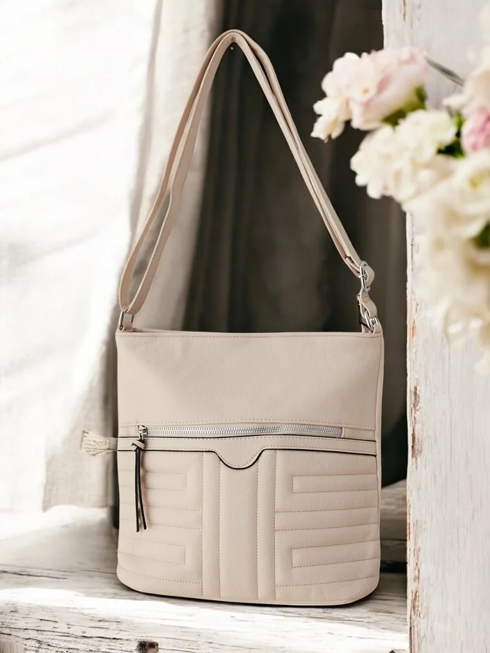 Royalfashion Дамска чанта тип casual, изработена от еко-кожа