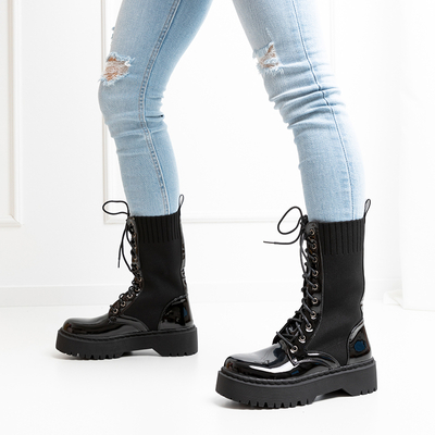 Czarne workery z elastyczną wstawką Kukizo- Obuwie