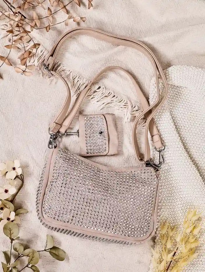 Royalfashion Малка дамска чанта с шипове