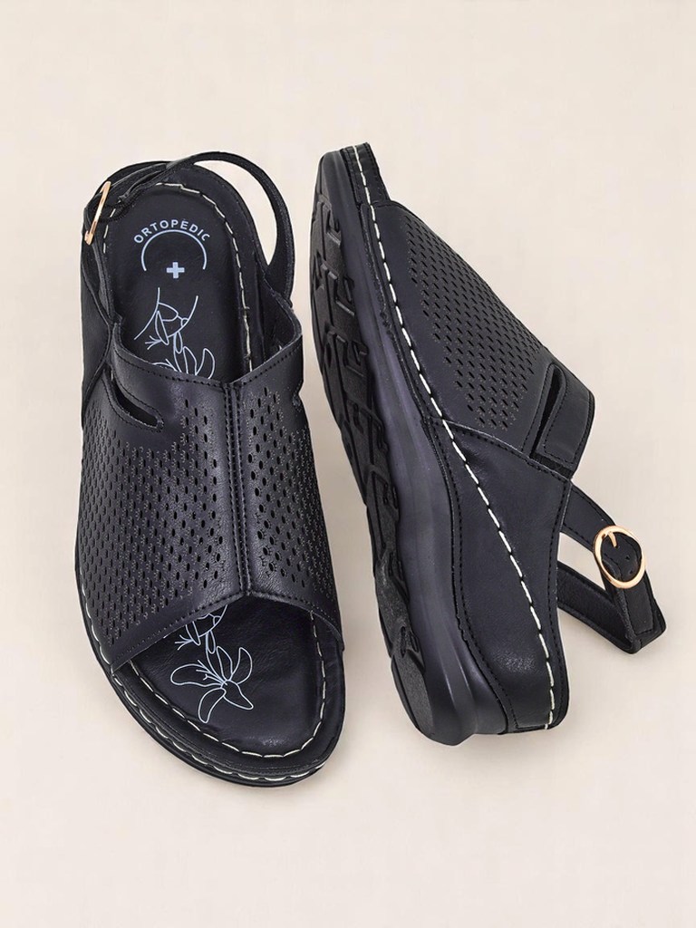 Royalfashion Дамски сандали на нисък ток Mira