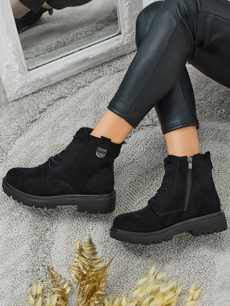 Дамски боти Tirra