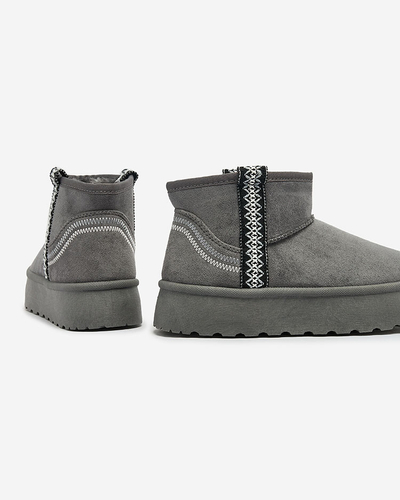 Royalfashion Дамски къси ботуши a'la snow boots with ornament Erititta