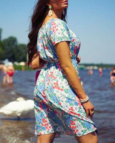 Royalfashion Дамска мини рокля с флорални мотиви a'la hiszpanka в синьо