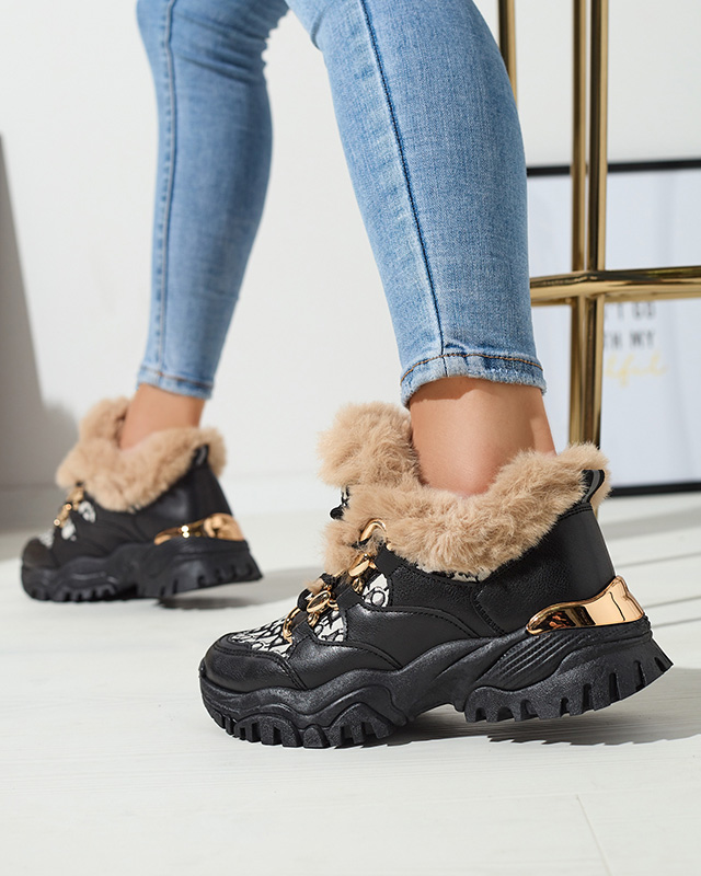 Дамски спортни обувки с кожа в черно Reyma- Footwear