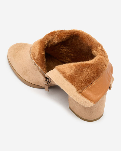 Royalfashion Дамски ботуши с нисък ток в светлокафяво Dogdas