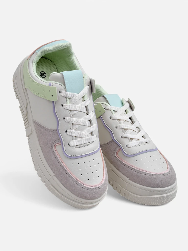 Дамски сникърси Lycaste бежови от екологична кожа на равна подметка