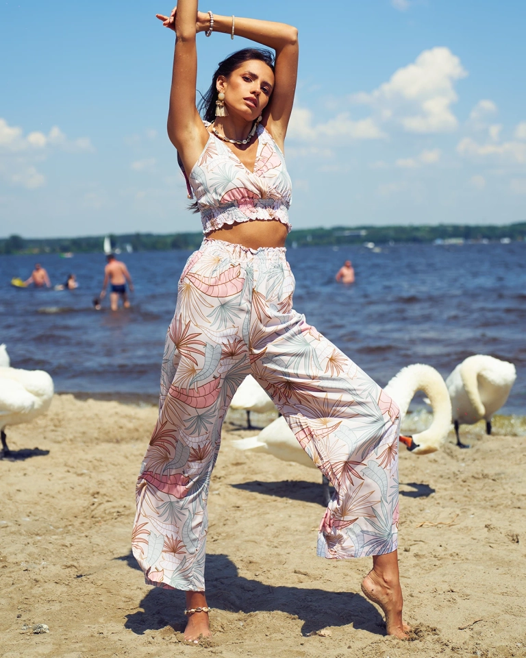 Royalfashion Дамски комплект с шарка в светло розово