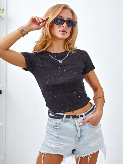 Royalfashion Дамска памучна тениска със странични набори, верижка и брокат