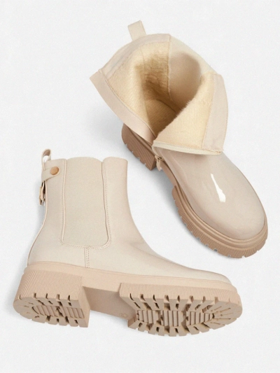 Лакирани дамски еко кожени боти Calebi