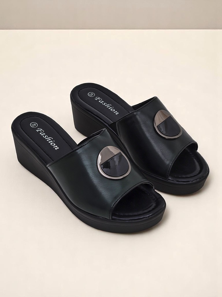 Royalfashion Дамски сандали на платформа Elira