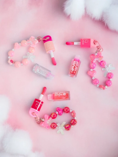 Блясък за устни за деца с гривна Малина