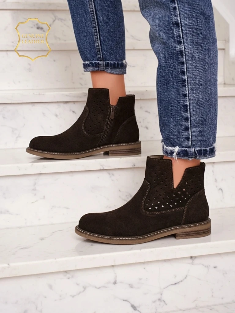 Боти Ariadne от естествен тъмнокафяв велур, плоски токове 3 см