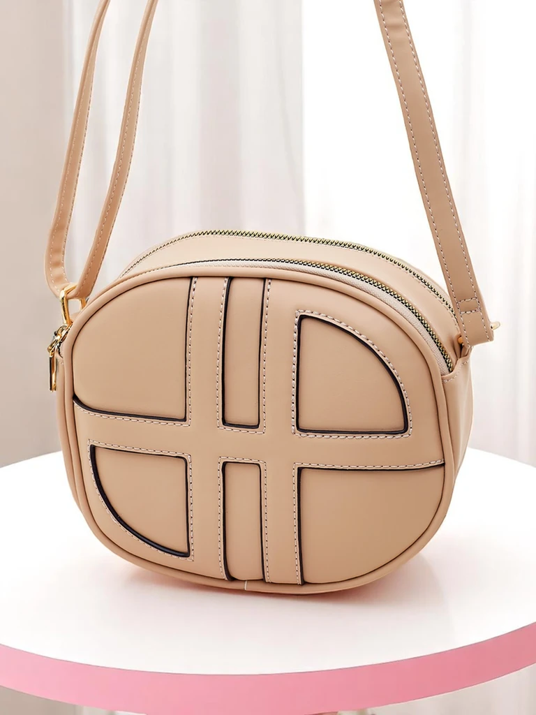 Royalfashion Малка дамска кръгла чанта от еко кожа Riva Circle