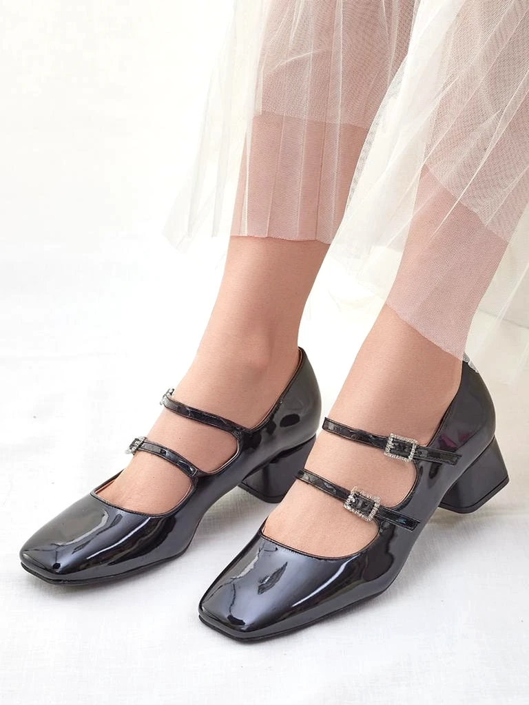 Класически дамски обувки с токчета Royalfashion Glossy с ленти Вибли