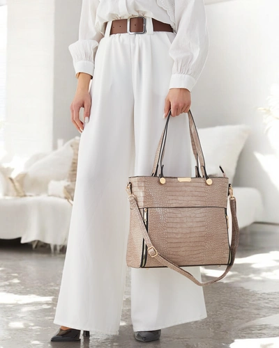 Royalfashion Лакирана чанта с релеф