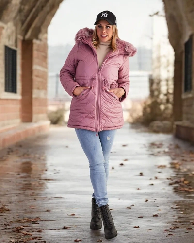 Royalfashion Дамско ватирано яке в розово
