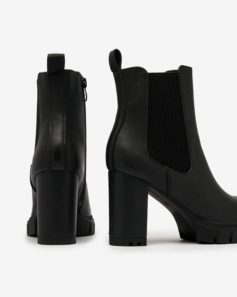 Royalfashion Черни дамски ботуши с висок ток Seihay