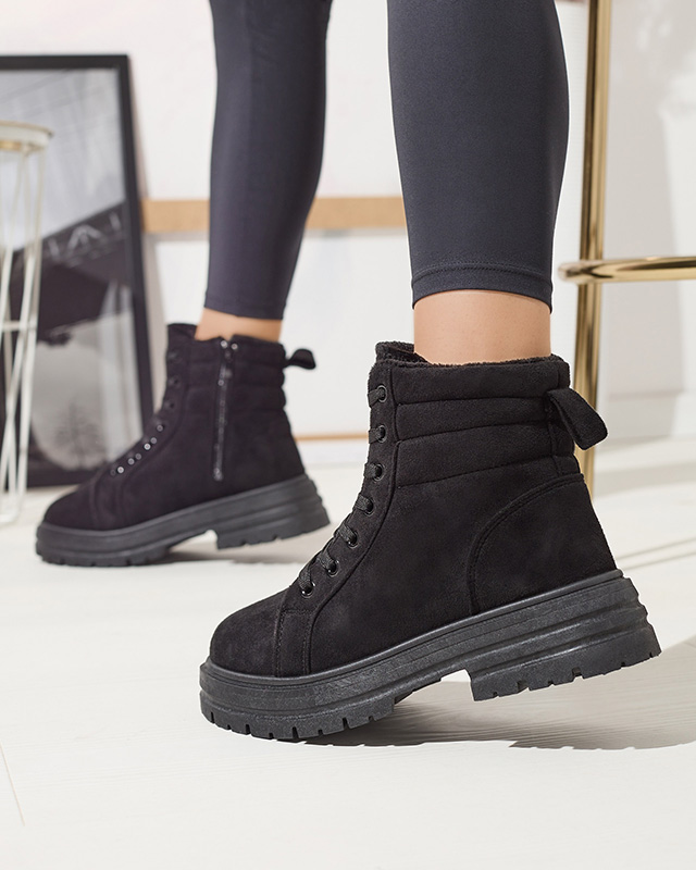 Дамски изолирани ботуши тип "трапер" в черен цвят Tivica - Обувки