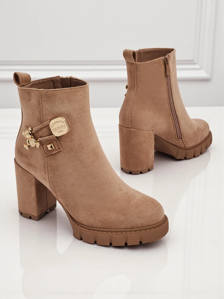 Дамски боти от еко велур на ток Bearr