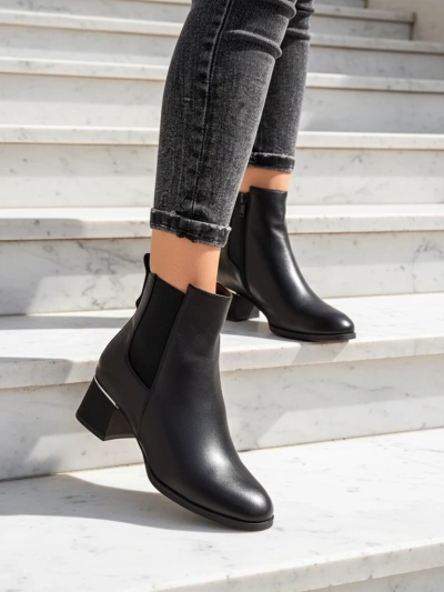 Дамски глезенови ботуши Royalfashion Lepito