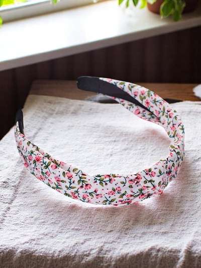 Royalfashion Диадема с панделка на цветя Lilia