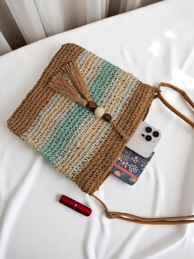 Royalfashion Малка сламена дамска чанта с райета, декоративен висулка Мини