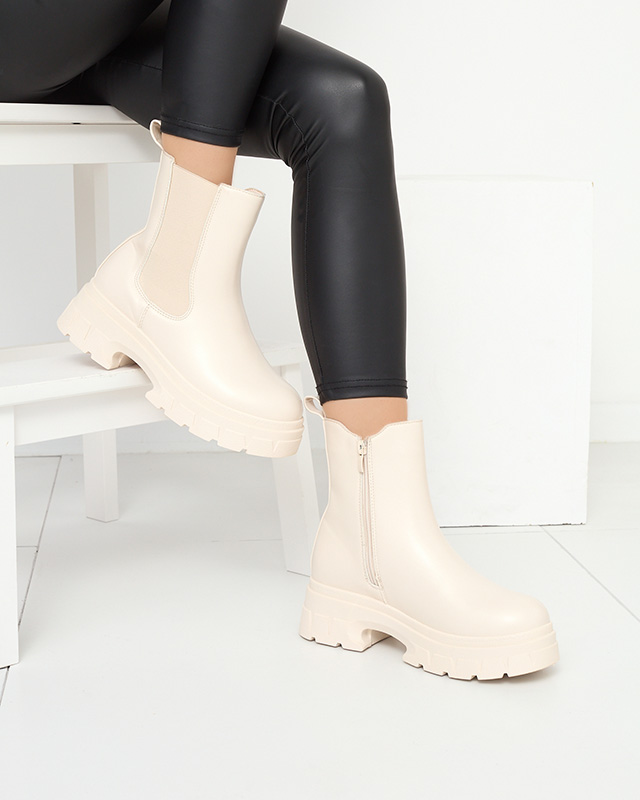 Класически дамски ботуши с изолация в кремав цвят Ernista - Обувки