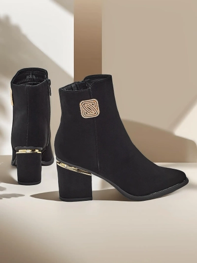 Дамски ботуши на Royalfashion Esolur