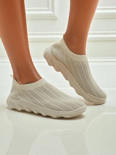 Дамски слипони Arete Бежови, дишащи сникърси от плат