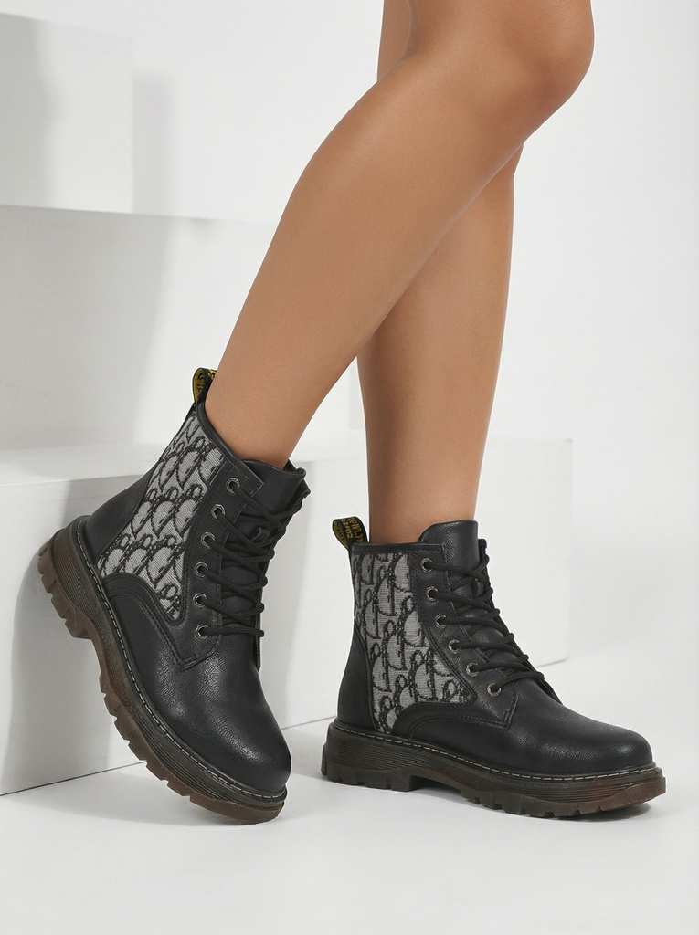 Royalfashion дамски ботуши до глезена с принт Efrioz