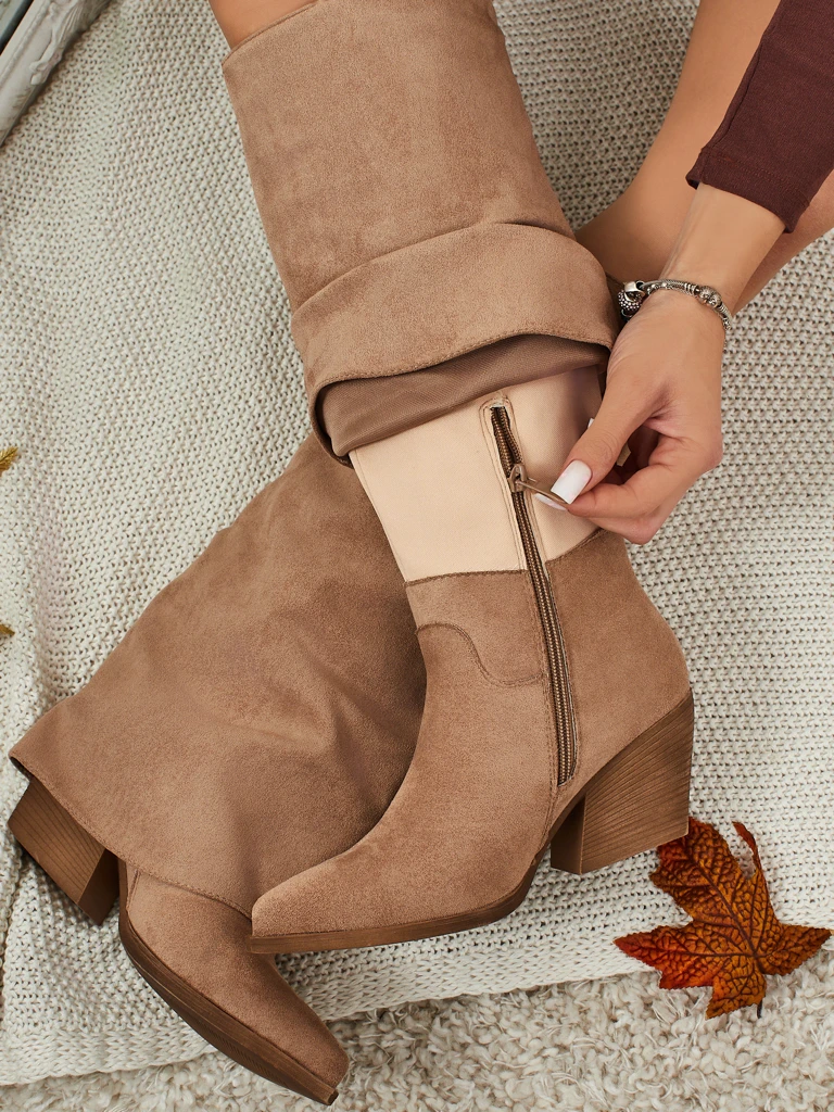 Дамски еко велурени ботуши с горна част Tauren