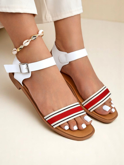 Royalfashion Дамски сандали с равна подметка Naya