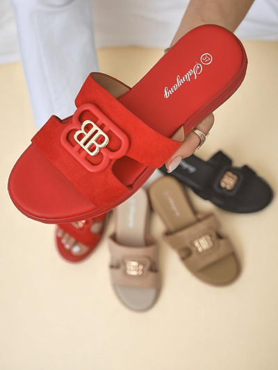 Royalfashion Дамски чехли на плоска подметка ChicStep