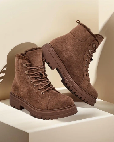 Разкроен модел на женски глезенки в царска мода Весот