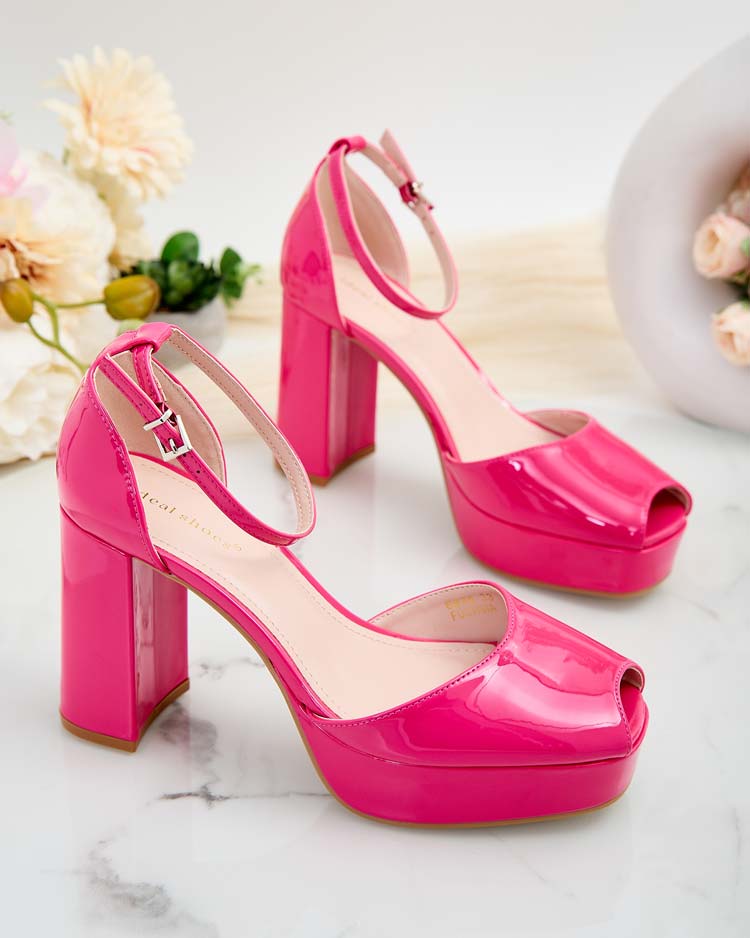 Royalfashion Дамски сандали Lefeyoa с лакиран ток