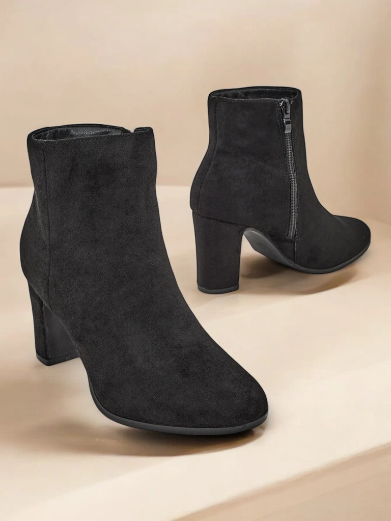 Резултати намерени за Royalfashion Дамски обувки на токче Wierod