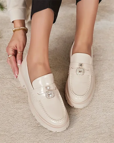 Royalfashion Дамски лакирани мокасини Bemies