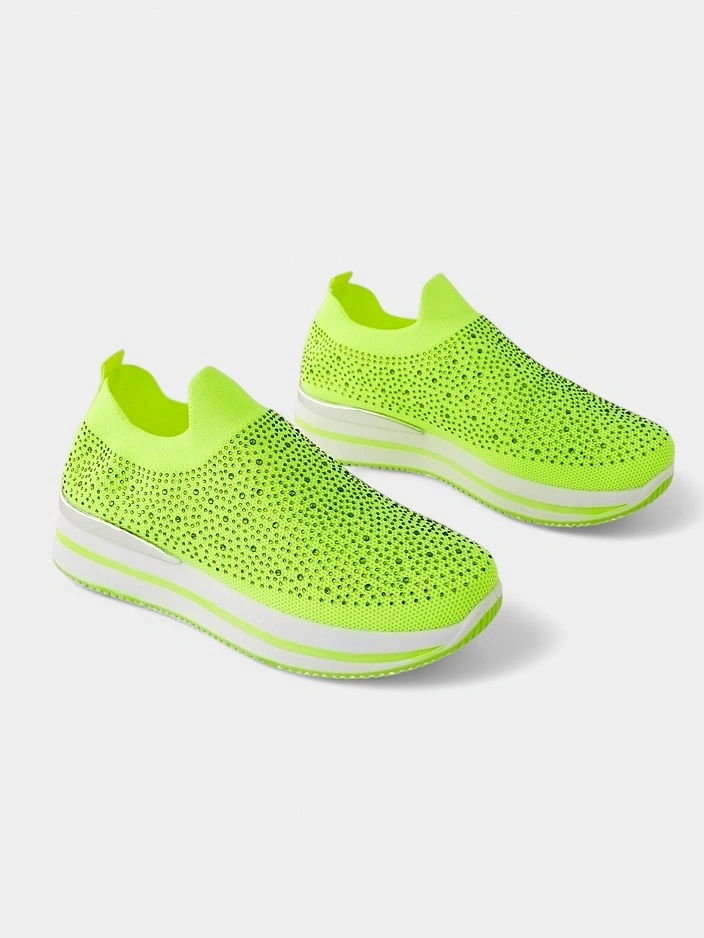 Спортни обувки за жени Royalfashion с код за лесно обуване и с камъчета. Adeq