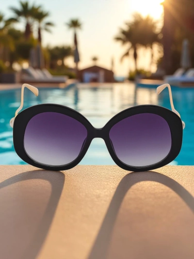 Royalfashion Слънчеви очила с декоративни дръжки Glam Shine