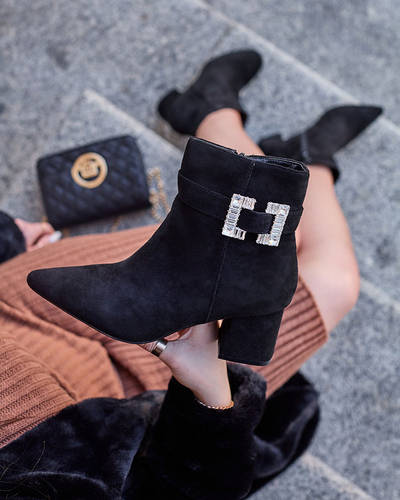 Royalfashion Черни дамски ботуши с нисък ток Masemart