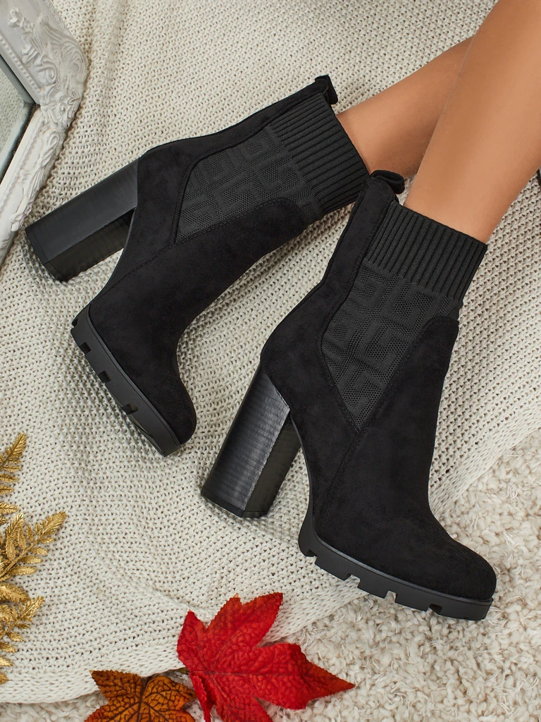 Дамски боти до глезена от еко велур на ток Vansoria