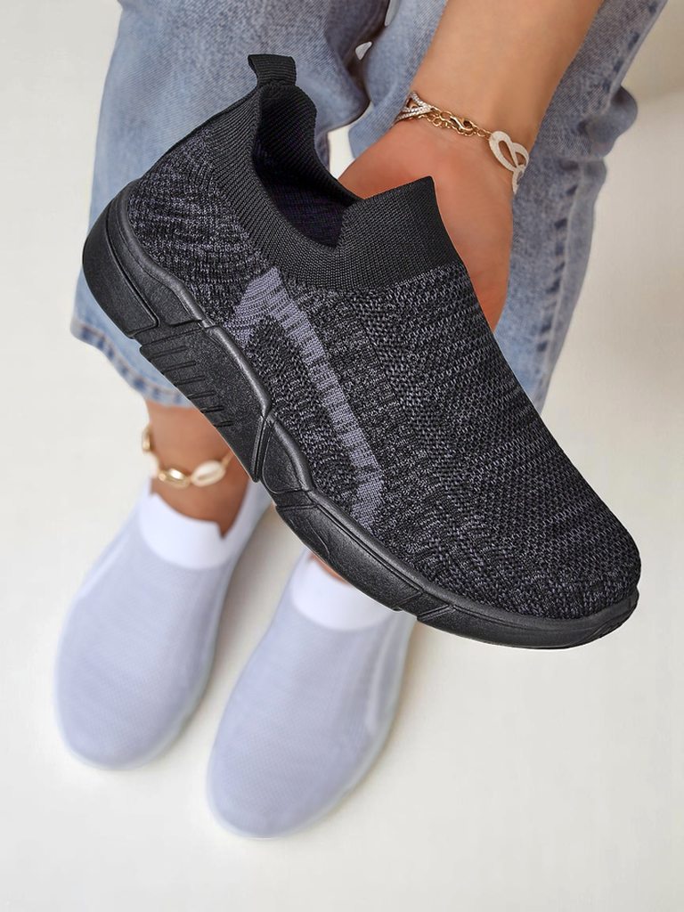 Royalfashion Дамски спортни обувки тип чехли Vena