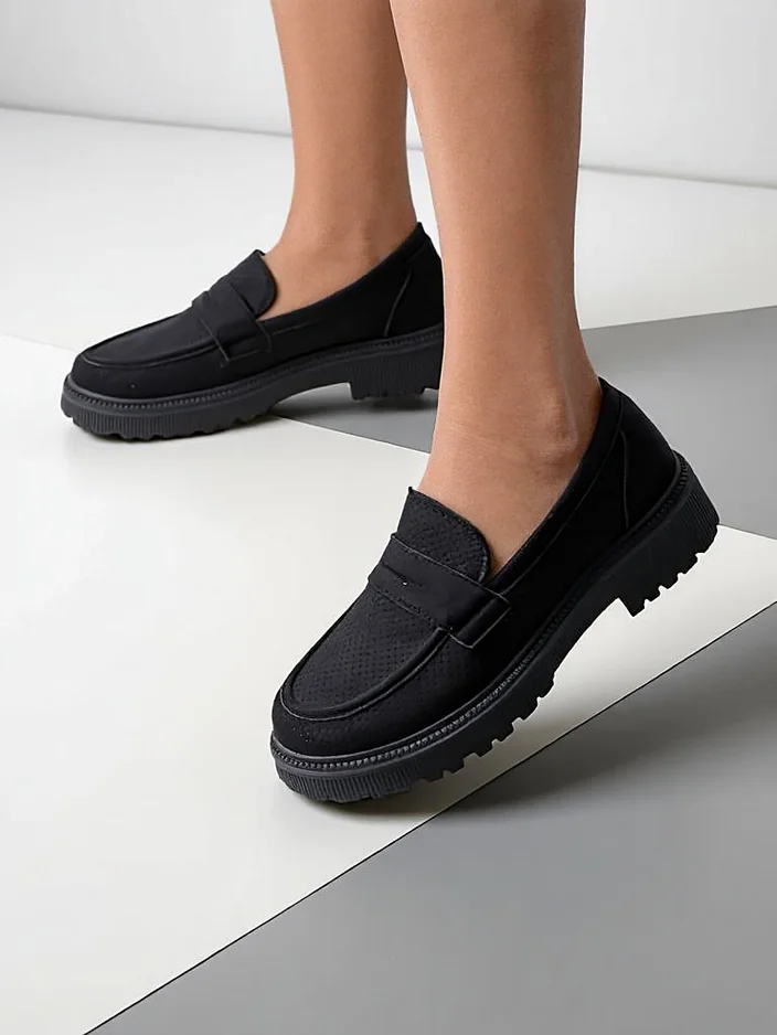 Royalfashion Жени еко велур мокасини Dunes