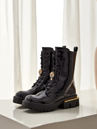 Royalfashion дамски боти с патентна кожа Tesiolle