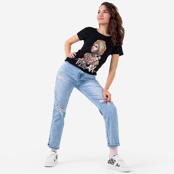 Czarny damski t-shirt z kolorowym printem i cekinami - Odzież