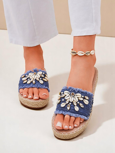 Летни чехли Royalfashion Calista – светлосини с мидички на плоска подметка