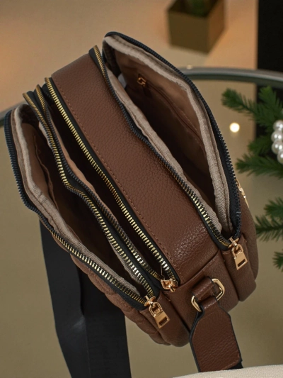 Малка дамска пикетирана чанта от еко кожа Corinne